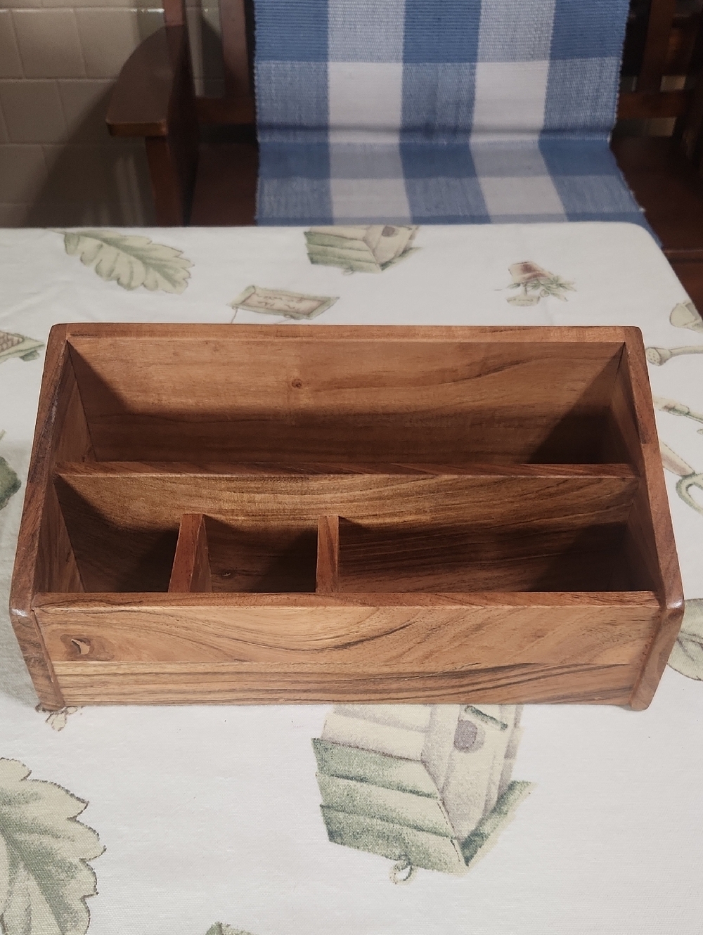 THRESHOLD WOODEN DESKTOP CADDY